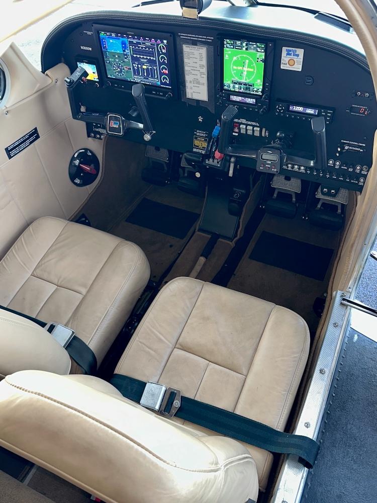 1979 Piper PA-28-201T Turbo Dakota Photo 5