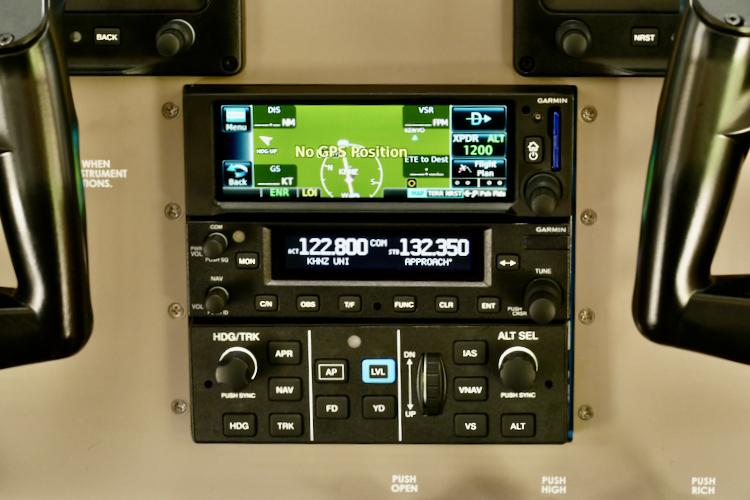 1973 Cessna A185F Skywagon Photo 5