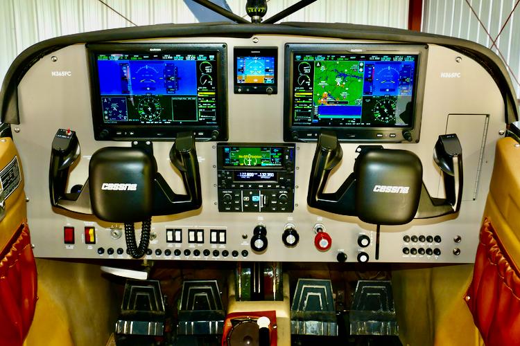 1973 Cessna A185F Skywagon Photo 3