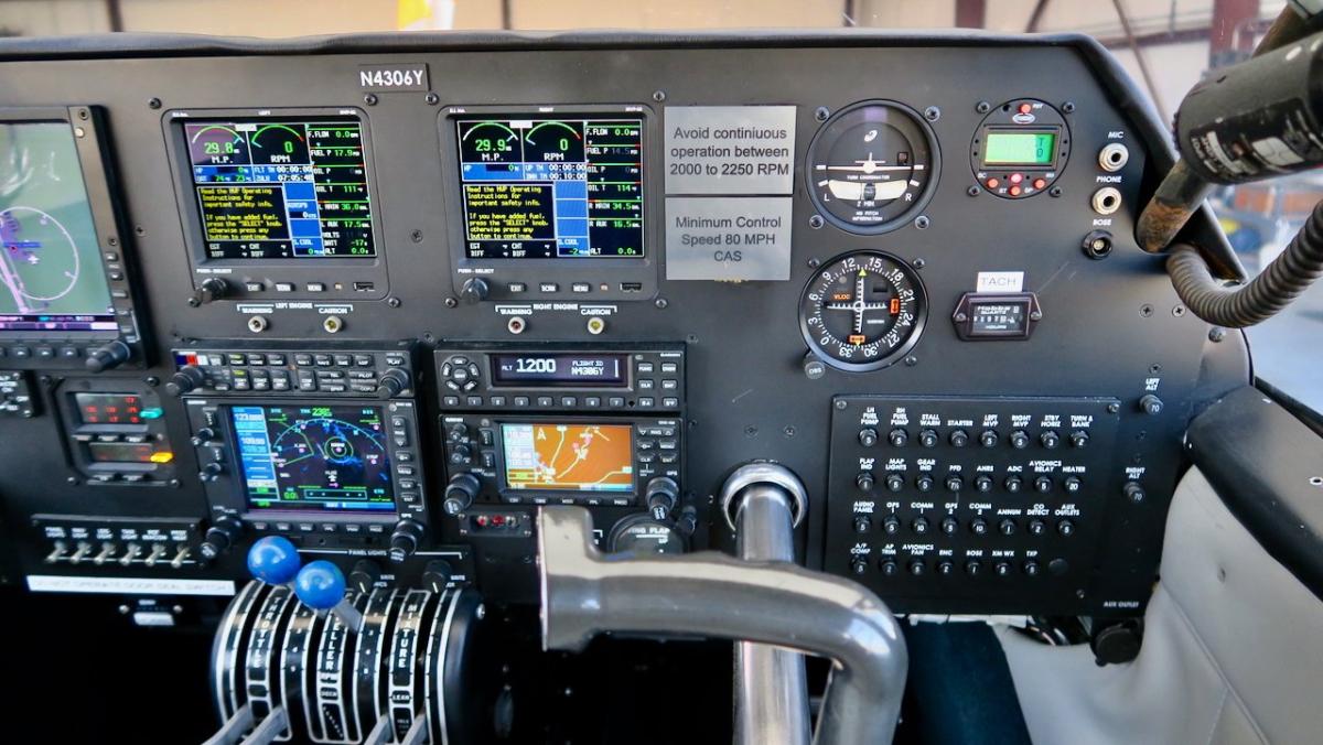 1961 Piper PA-23 Apache Geronimo with 200 hp IO-360-C1C Engines Photo 4