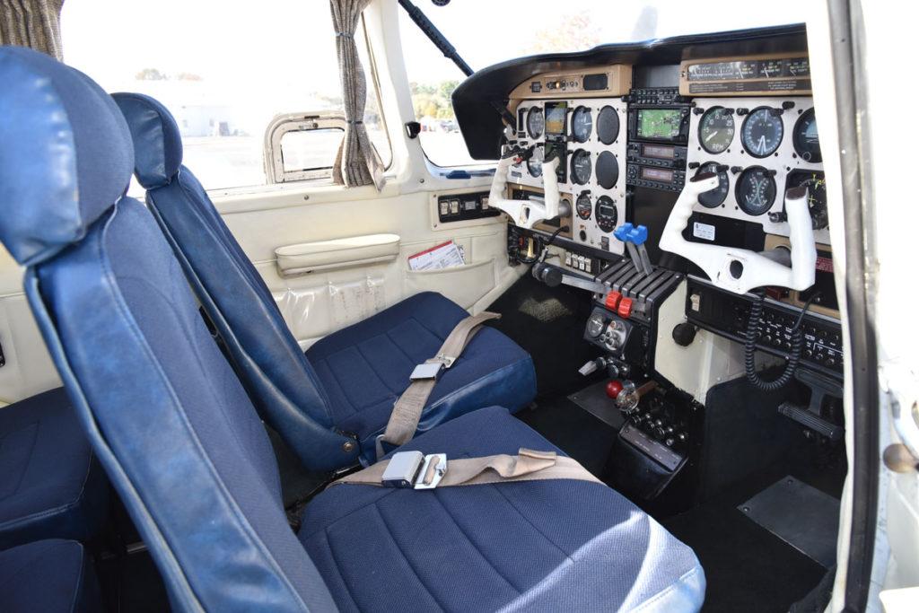 1978 Piper Aztec F Photo 4