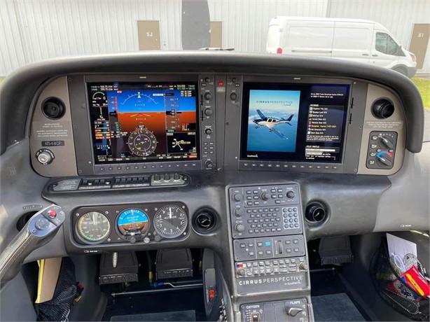 2008 CIRRUS SR22-G3 TURBO Photo 4