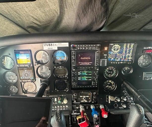 1973 CESSNA TURBO 210L Photo 3