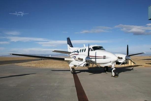 1984 BEECHCRAFT KING AIR C90A Photo 2