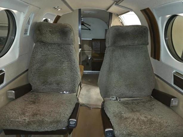 1984 BEECHCRAFT KING AIR C90A Photo 5