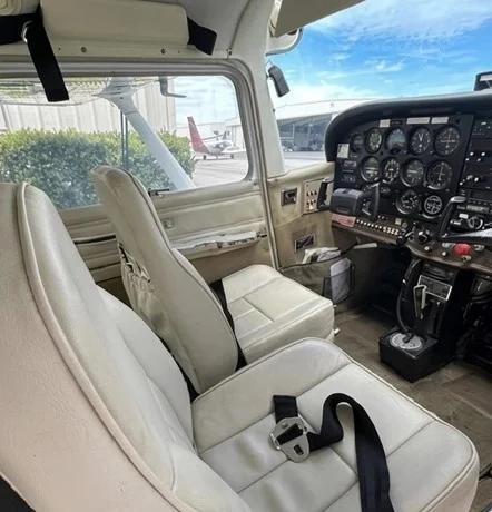 1980 CESSNA 172RG CUTLASS Photo 4