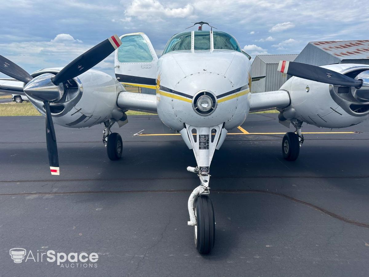 1959 Beech D50B Twin Bonanza Photo 3