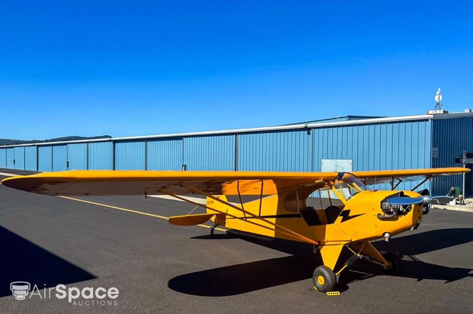 1941 Piper J-3 Cub Photo 2