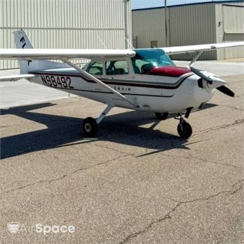 1985 Cessna 172P for sale - AircraftDealer.com