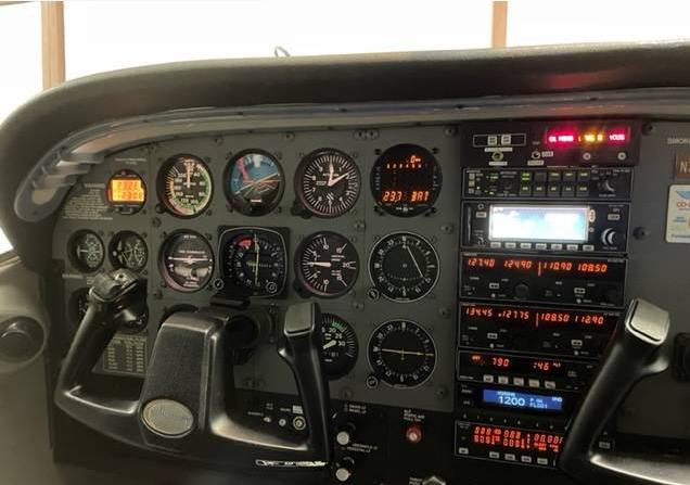 2000 CESSNA 182S MILLENNIUM  Photo 6