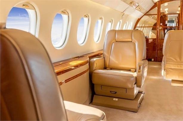 1999 DASSAULT FALCON 2000 Photo 6