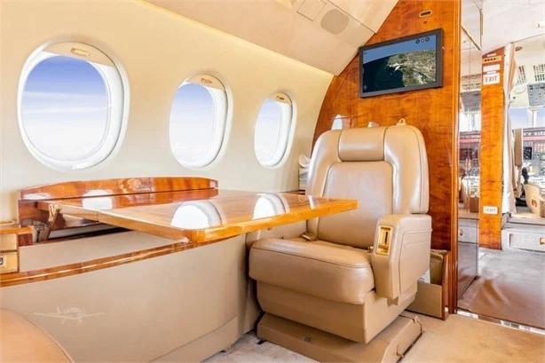 1999 DASSAULT FALCON 2000 Photo 2
