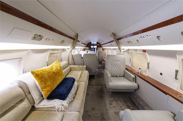 1988 GULFSTREAM GIV Photo 6