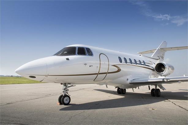 2002 HAWKER 800XP Photo 2