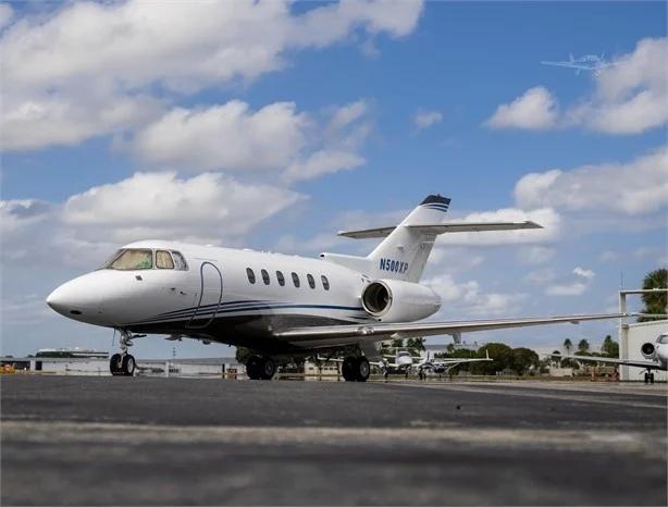 2000 HAWKER 800XP Photo 2