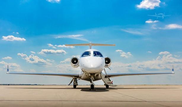 2019 EMBRAER PHENOM 300E Photo 2