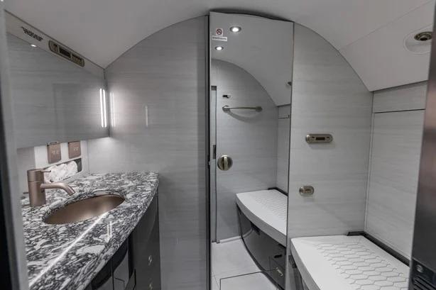 2011 GULFSTREAM G550 Photo 7