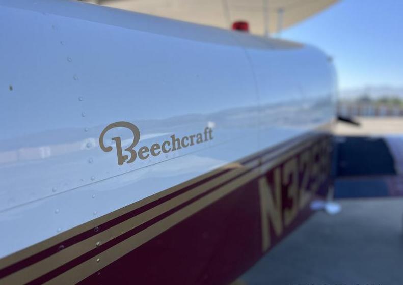 1954 Beech E35 Bonanza Photo 3