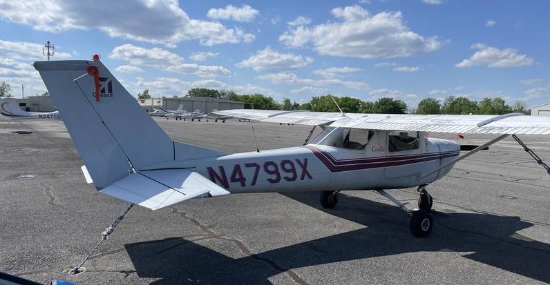 Cessna 150G Photo 3