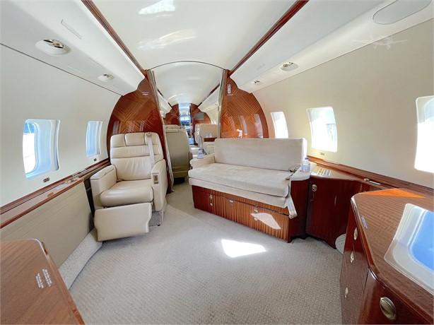 2001 BOMBARDIER GLOBAL EXPRESS Photo 7