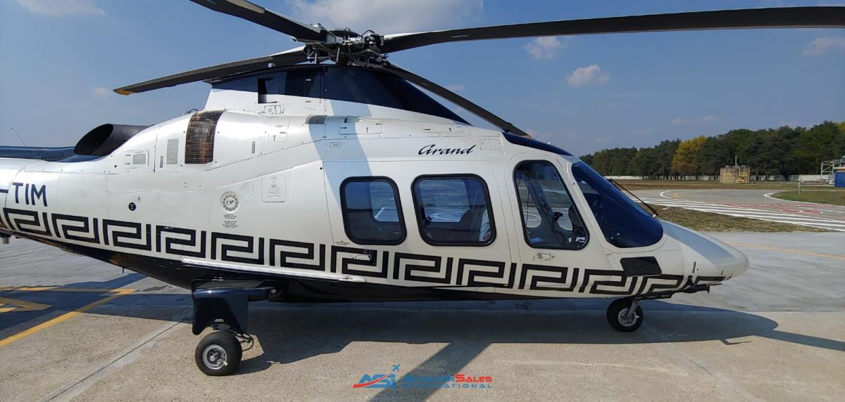 2010 Agusta A109 Grand Photo 4