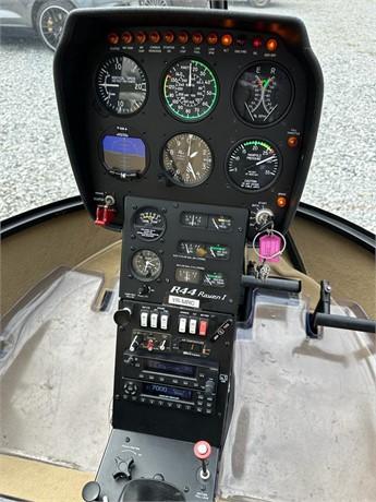 2017 ROBINSON R44 RAVEN I Photo 5