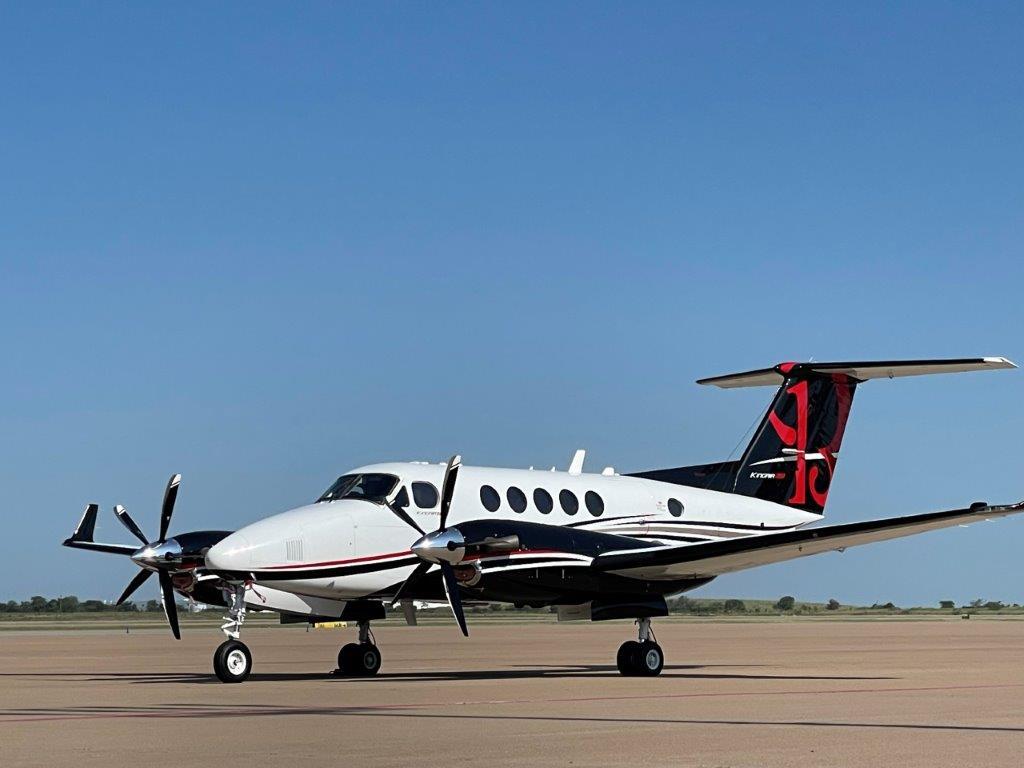 2014 Beech King Air 250 Photo 2