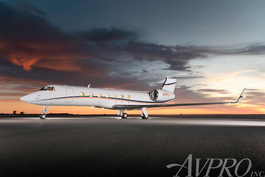 2013 Gulfstream G550 Photo 2