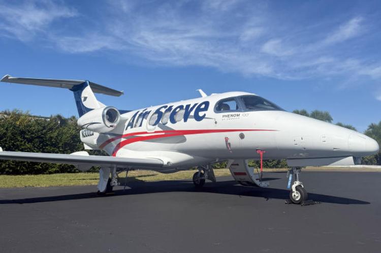 2009 Embraer Phenom 100 Photo 2