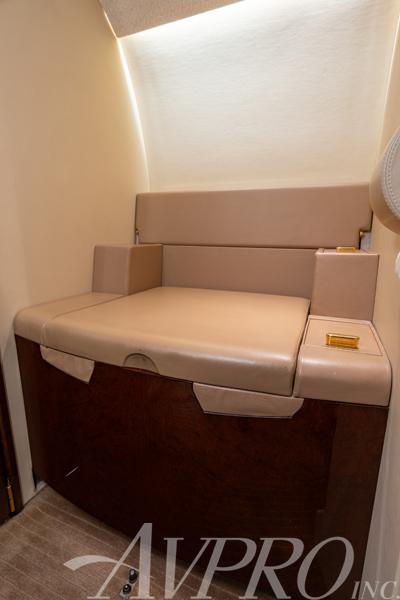 2003 Dassault Falcon 2000 Photo 6