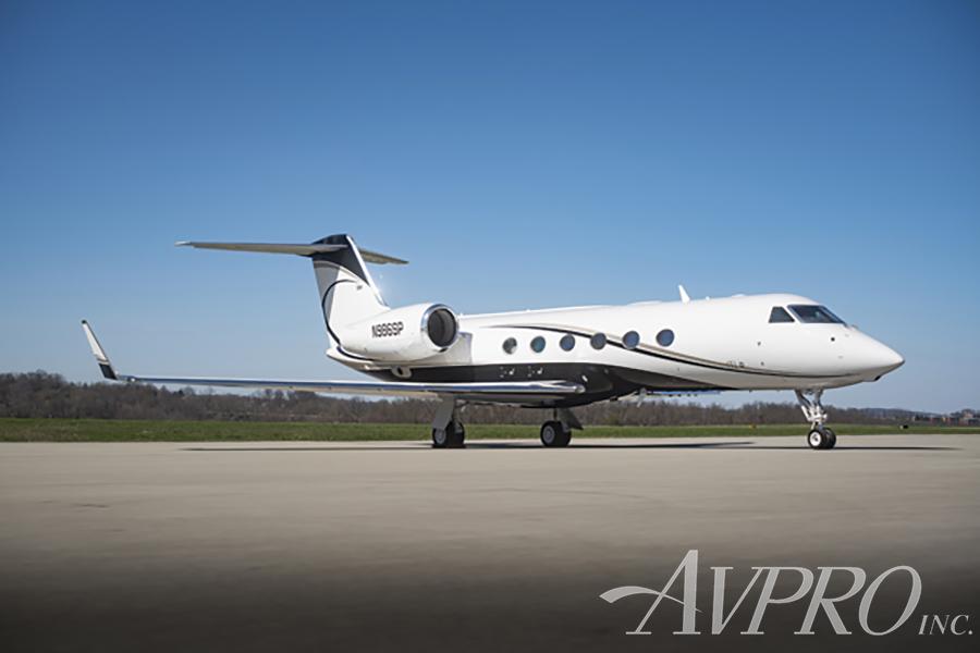 2009 Gulfstream G450 Photo 2