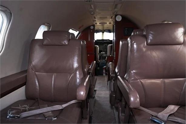 1992 LEARJET 31A Photo 5