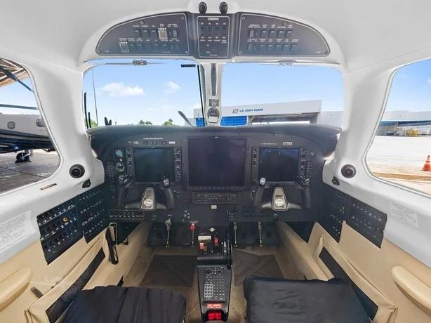 2013 PIPER MERIDIAN Photo 3