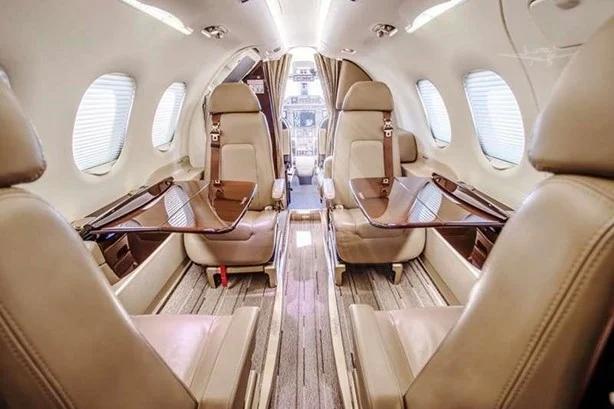 2015 EMBRAER PHENOM 100E Photo 5