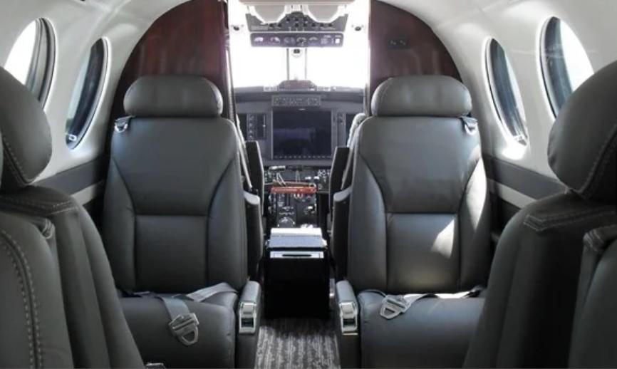 2003 BEECHCRAFT KING AIR 350 Photo 4