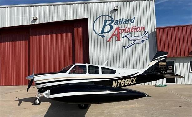 1980 BEECHCRAFT F33A BONANZA Photo 2