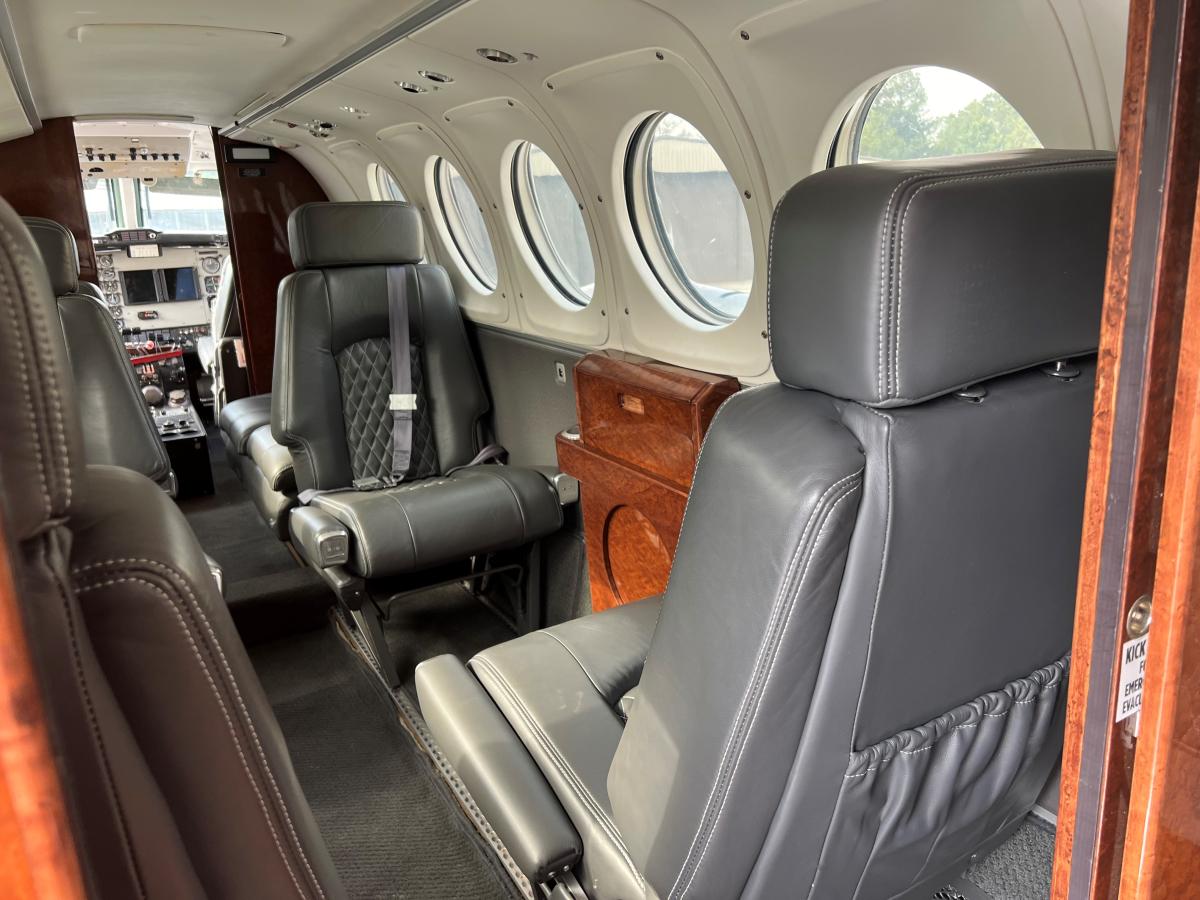 1978 Beechcraft King Air 200 Photo 6