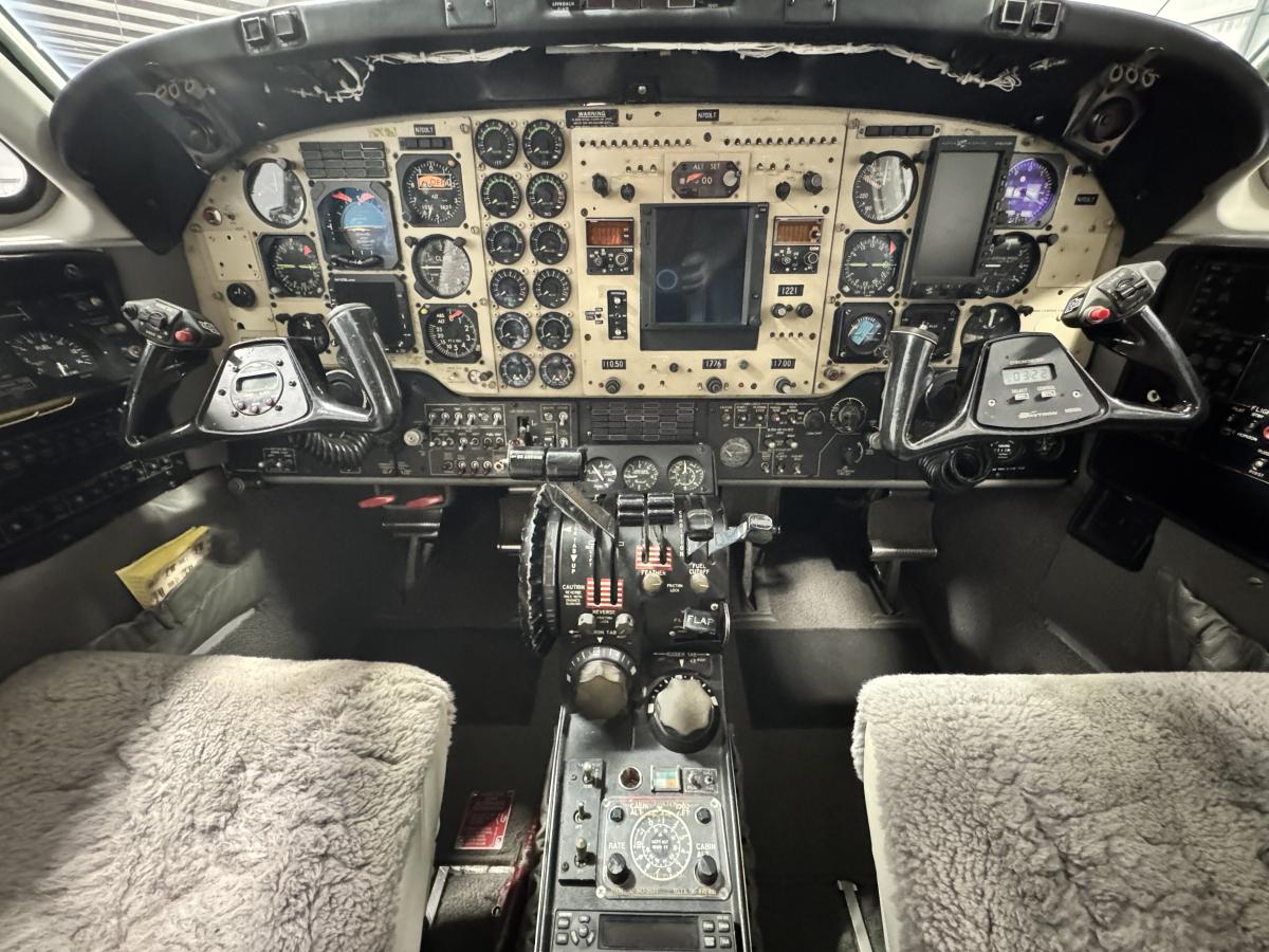 1981 Beechcraft King Air 200 Photo 2