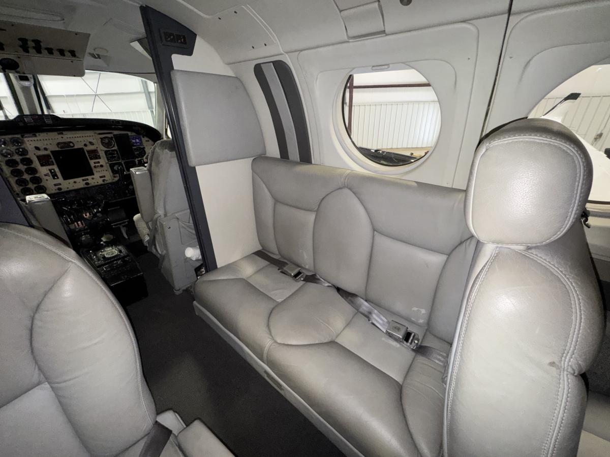1981 Beechcraft King Air 200 Photo 3