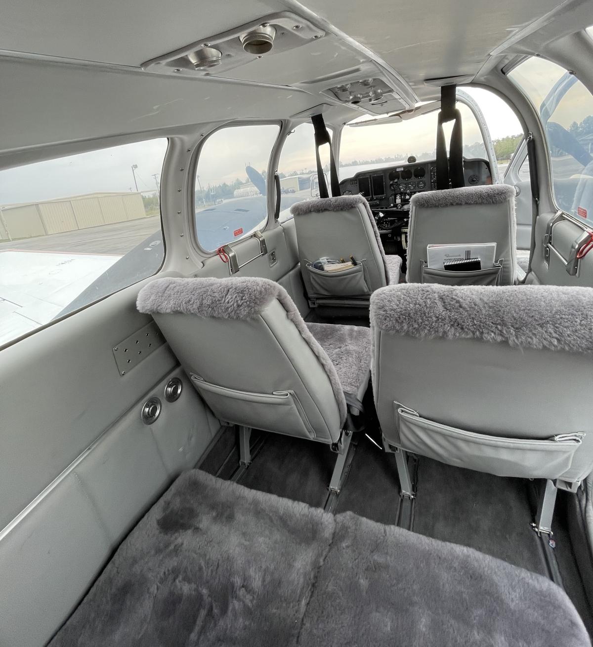 1967 Beechcraft Baron 56TC Photo 3