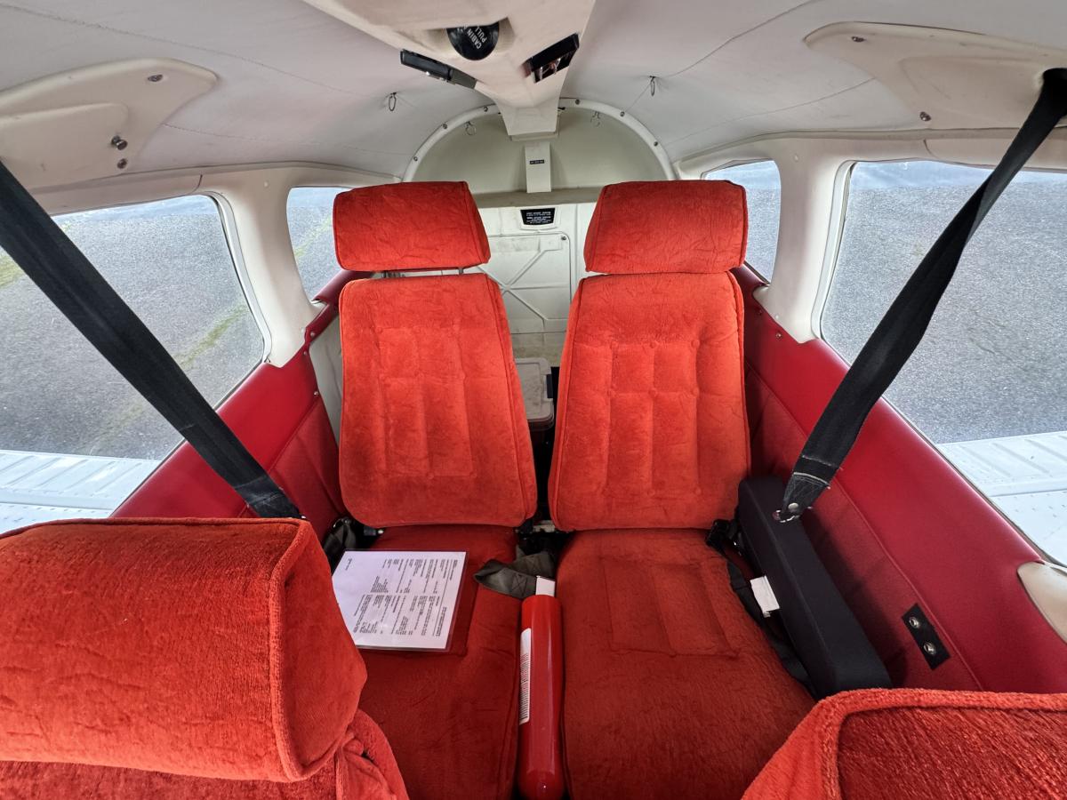 1982 Piper Archer II PA-28-181 Photo 4
