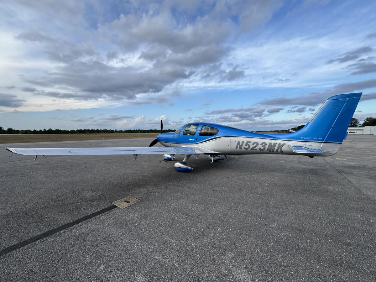 2019 Cirrus SR22-G6 Turbo Photo 2