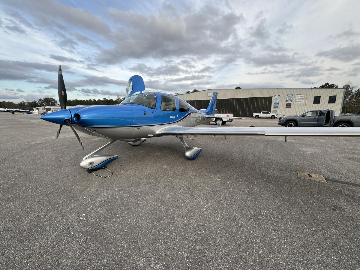 2019 Cirrus SR22-G6 Turbo Photo 4
