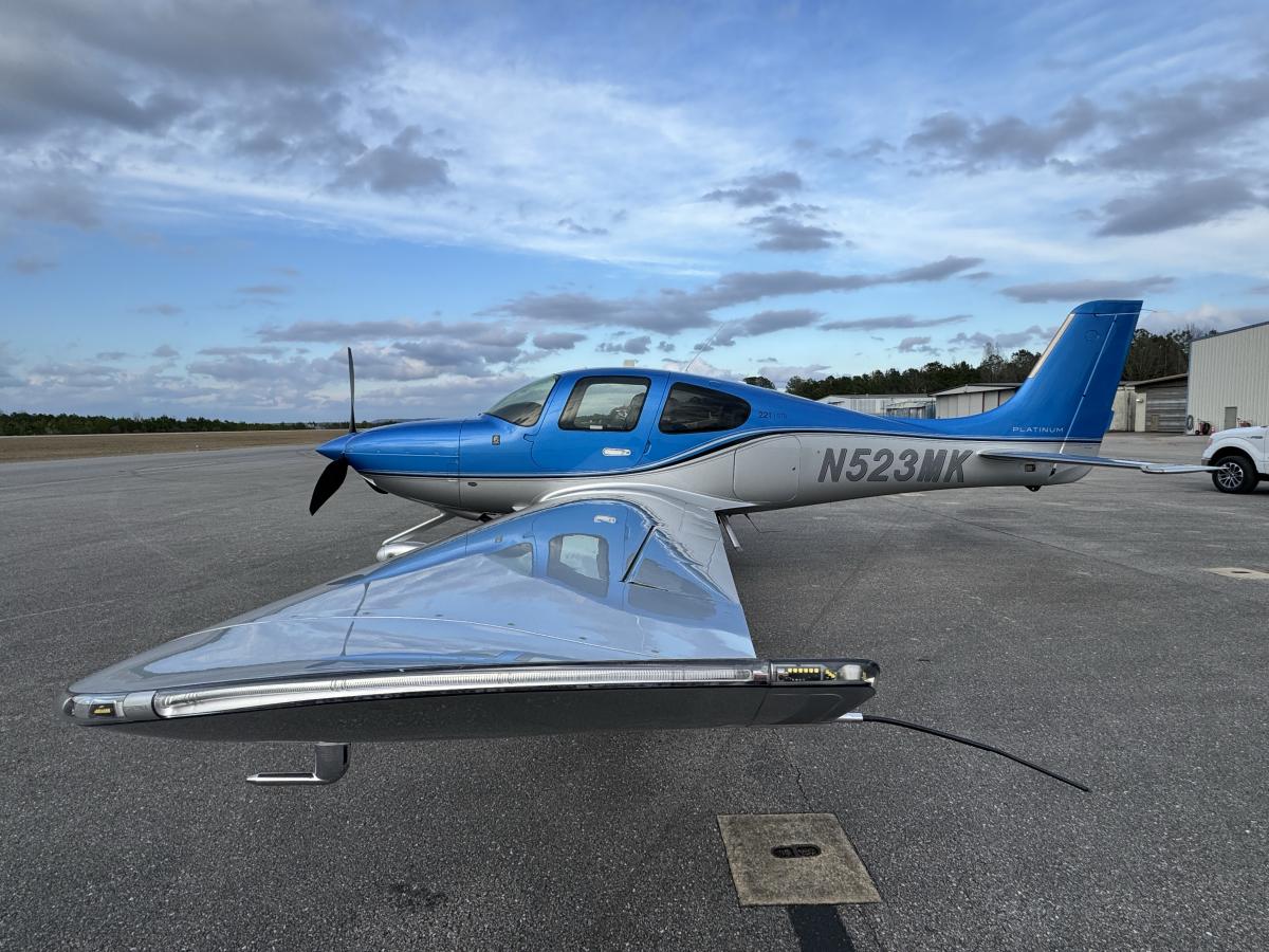 2019 Cirrus SR22-G6 Turbo Photo 5