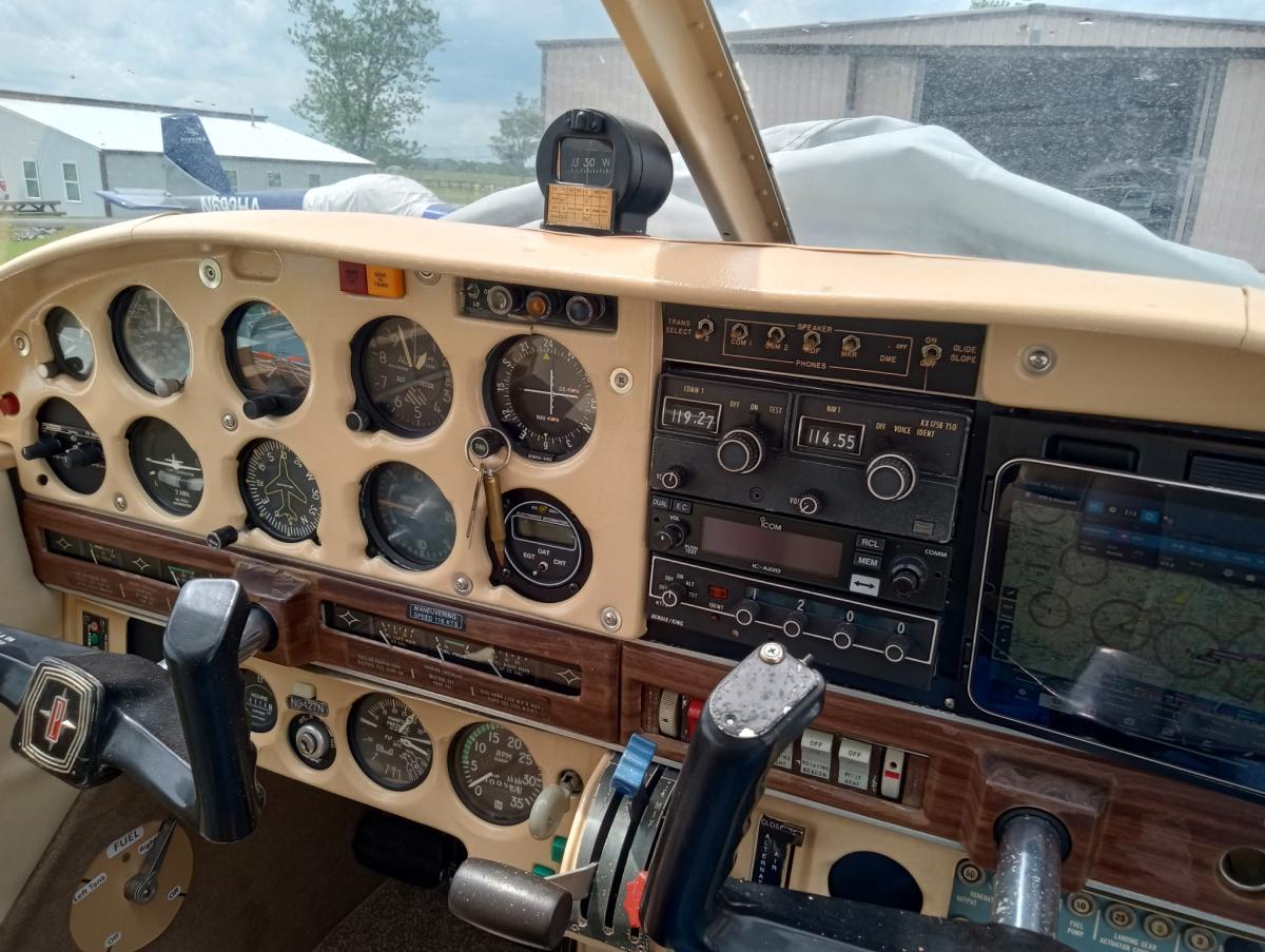 1969 Piper PA-28R-200 Arrow II Photo 7