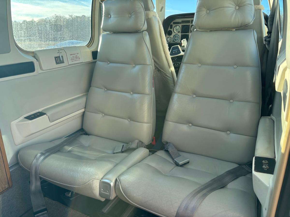 1997 Beechcraft Baron 58 Photo 7