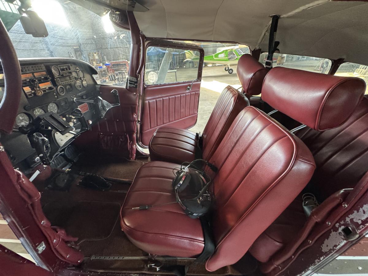 1961 Cessna 182D Skylane Photo 5