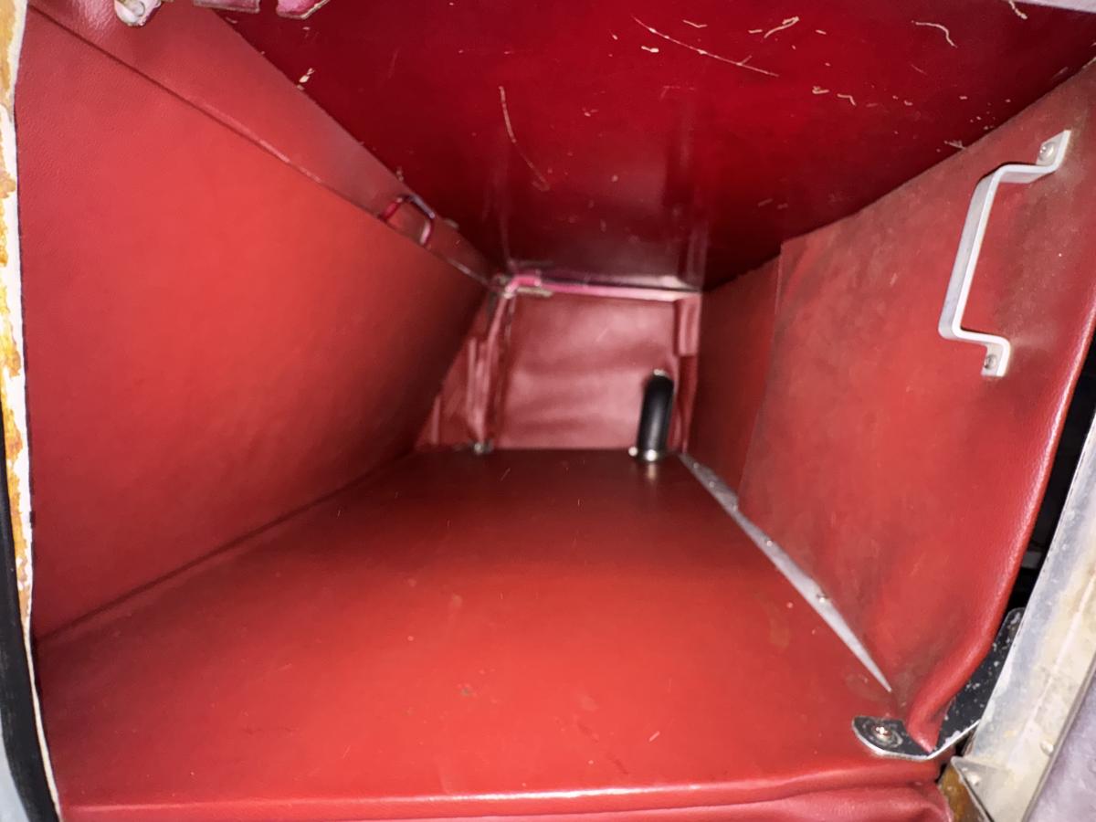 1961 Cessna 182D Skylane Photo 7