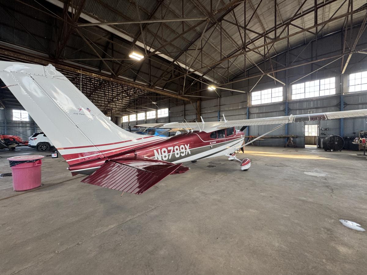 1961 Cessna 182D Skylane Photo 6