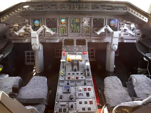 2012 EMBRAER LEGACY 650 Photo 3
